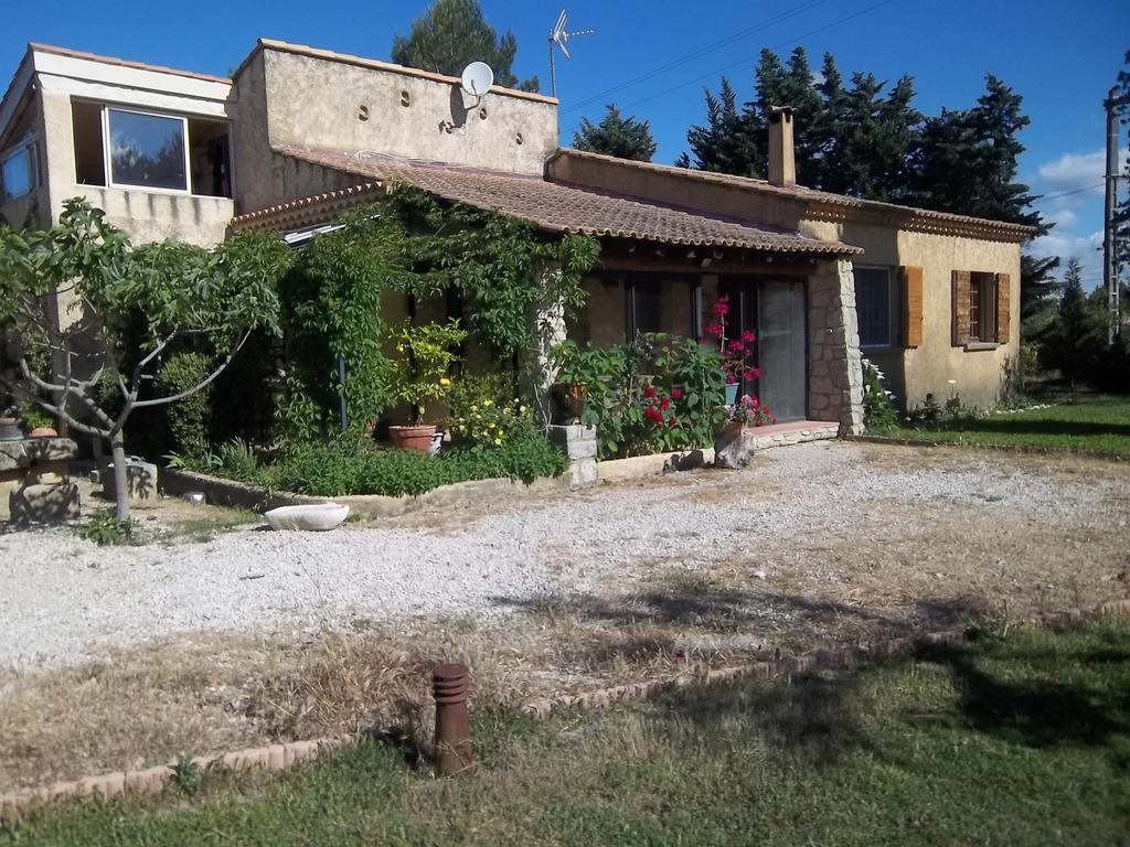 B&B Le Petit Frigouye Rochefort-du-Gard Kültér fotó
